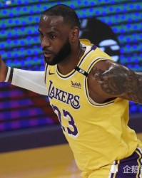 NBA常规赛收官战，詹姆斯三双领衔，湖人险胜勇士锁定西部第三