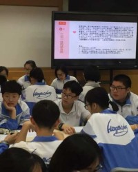 莱比锡红牛锋霸读秒头槌绝平劲敌   